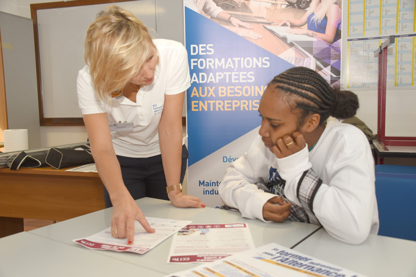 Les Chambres ont ouvert leurs portes pour parler alternance