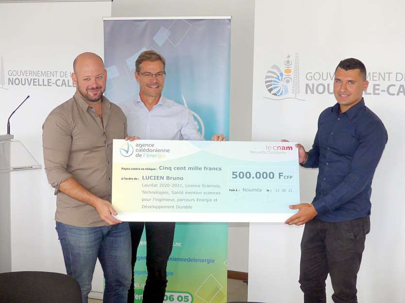 Transition énergétique : une bourse pour orienter les étudiants vers les "métiers d’avenir"